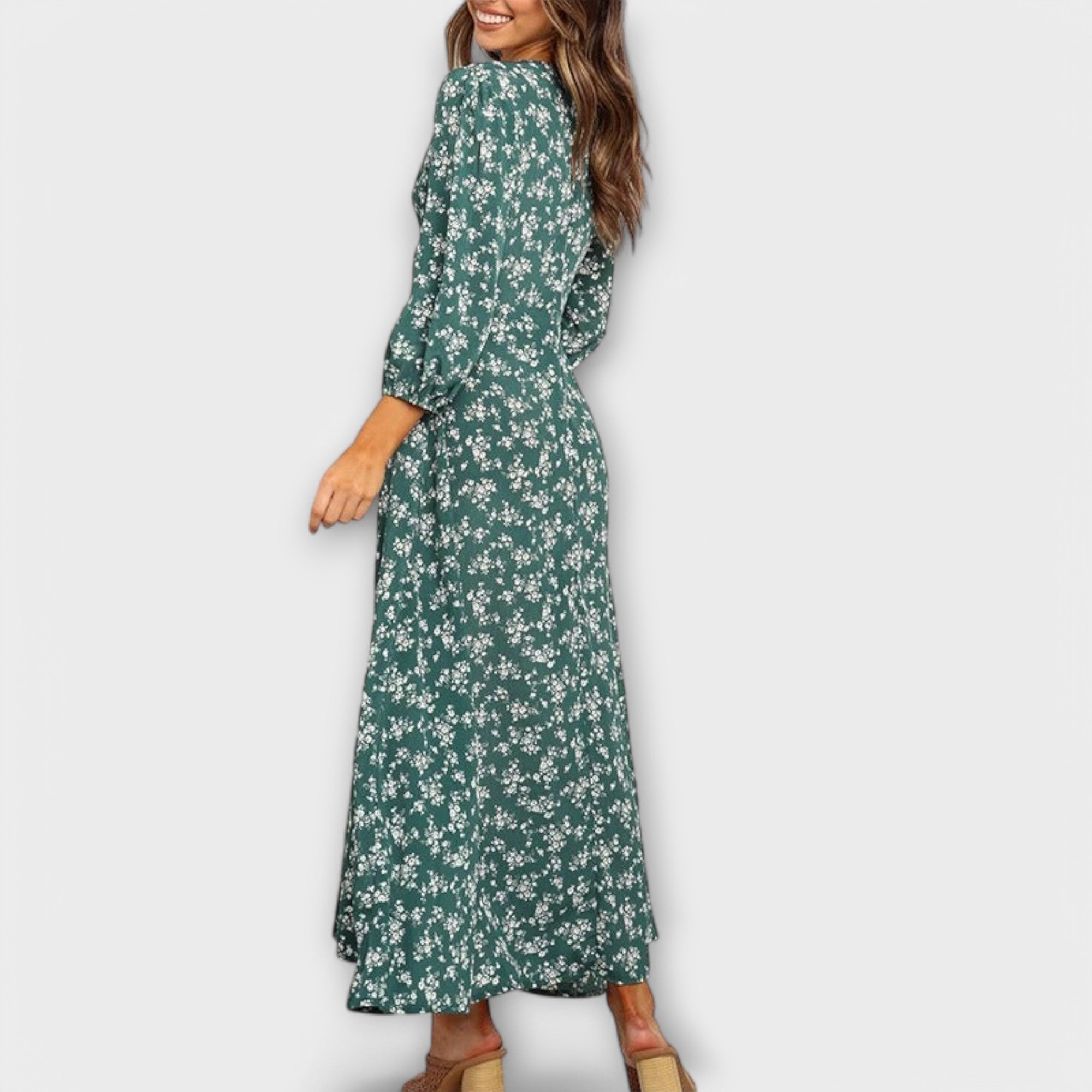 Naoela – Floral Maxi Dress with V-Neck