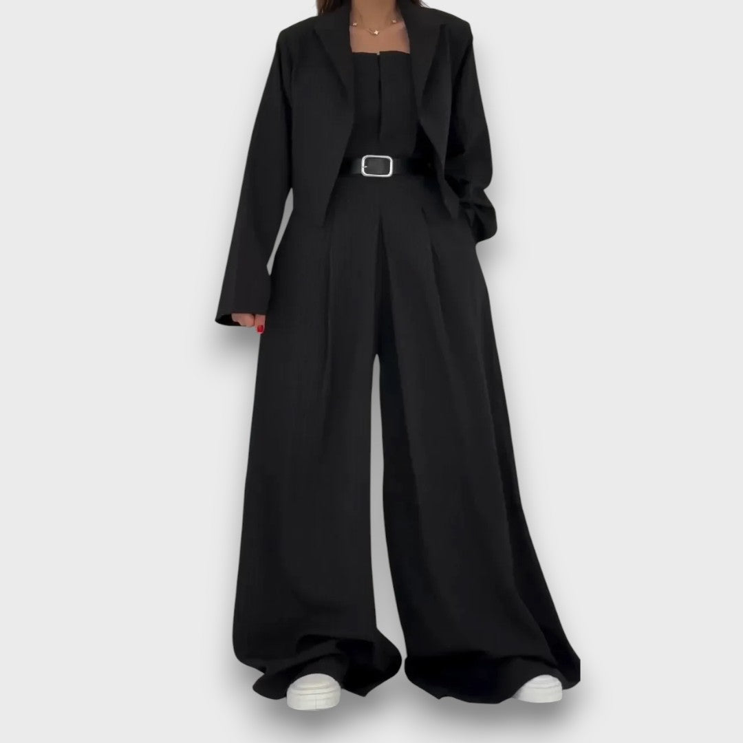 Eryna – Elegant Set with Bustier and Jacket