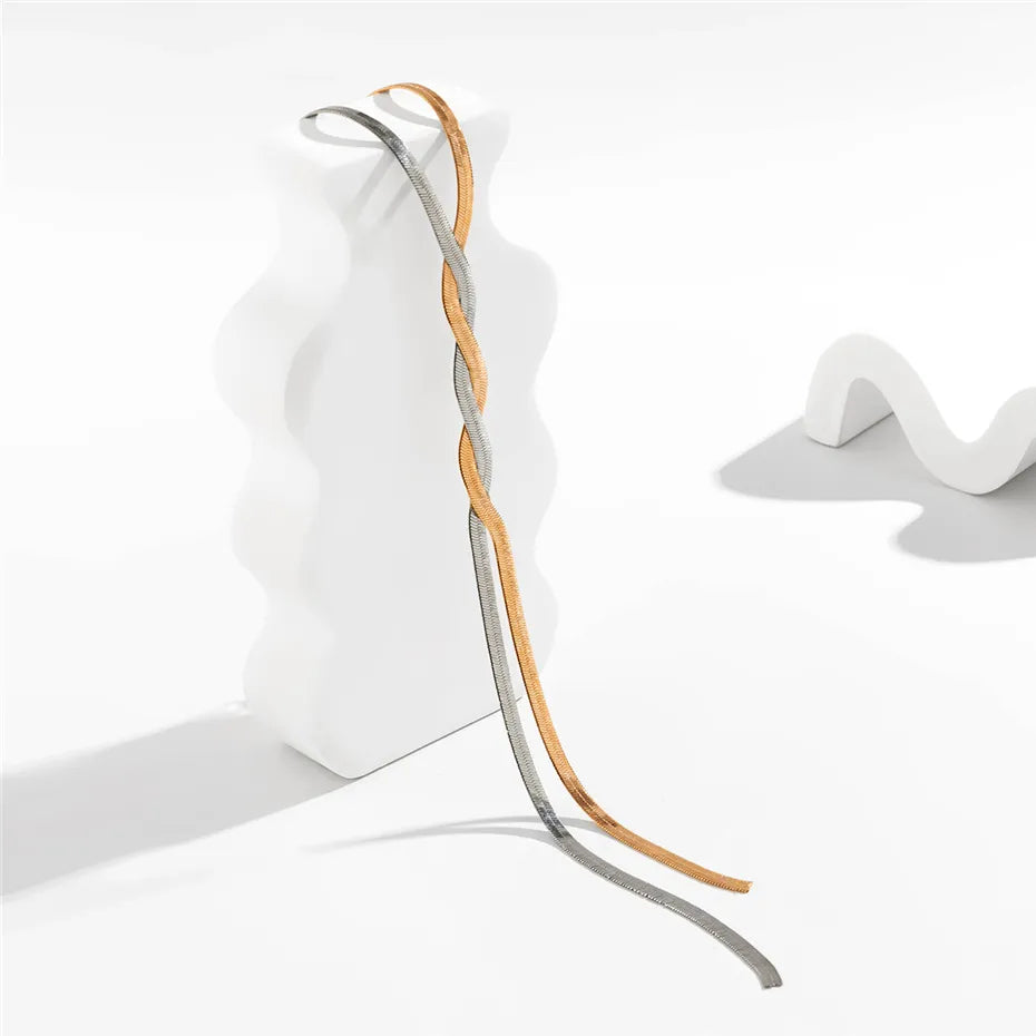 Flaira – Adjustable Snake Chain in Gold Look