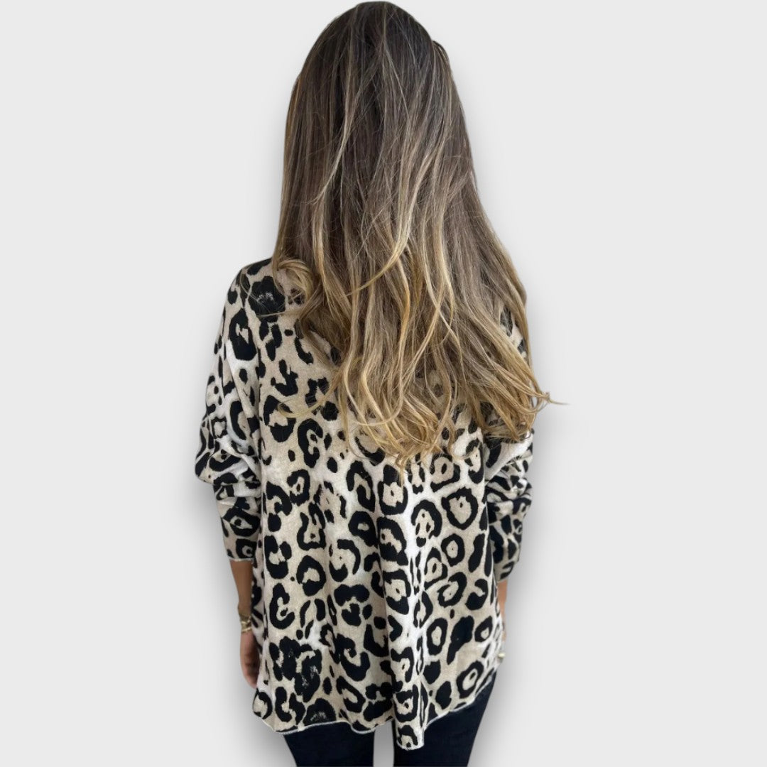 Serana – Blouse with Leopard Print
