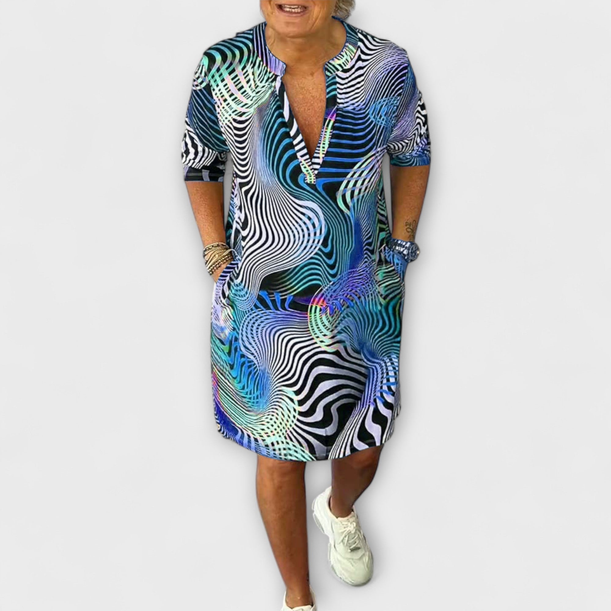Ravea – Color-Intensive Casual Dress with Retro Flair