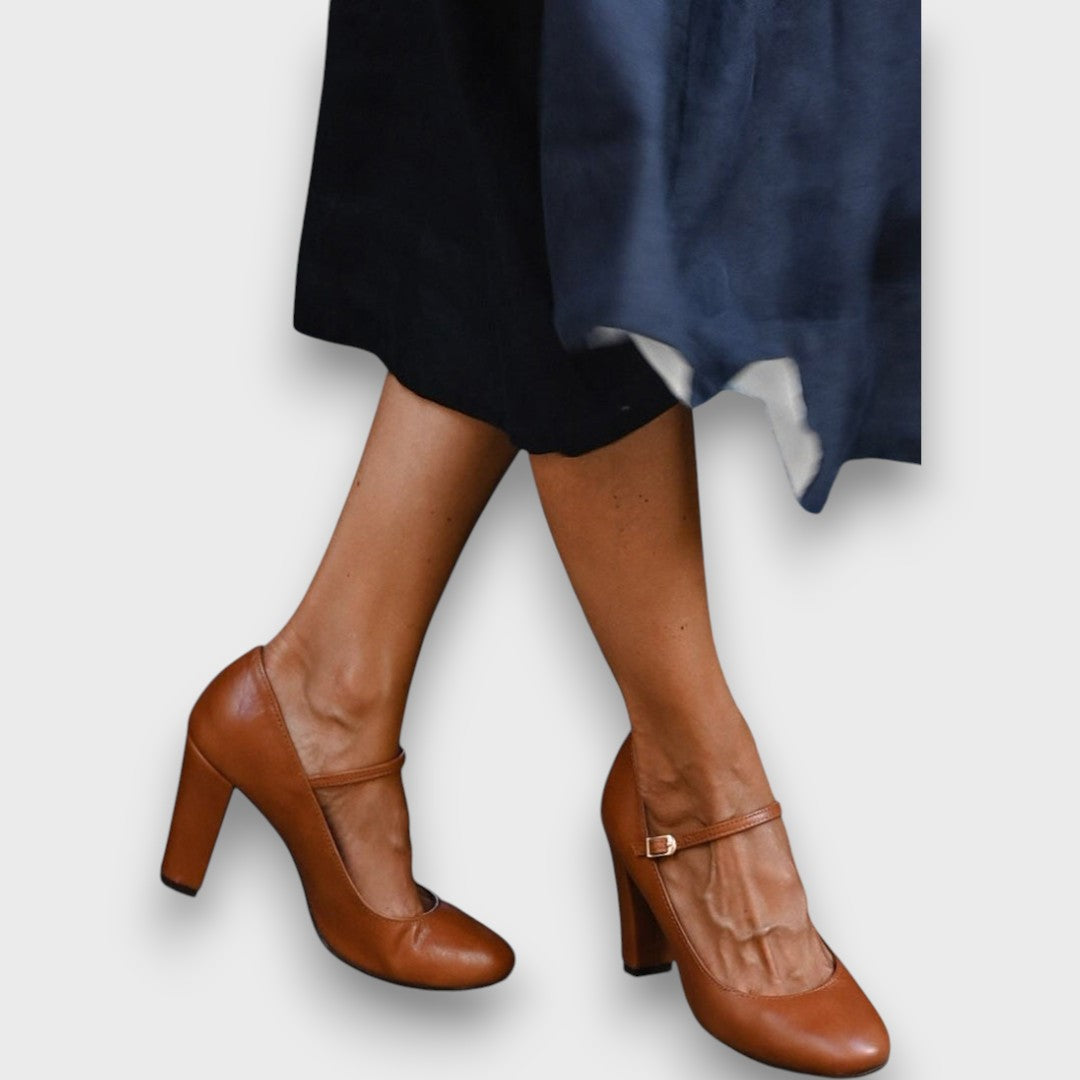 Bravina – Everyday Wearable Sandals with Delicate Straps