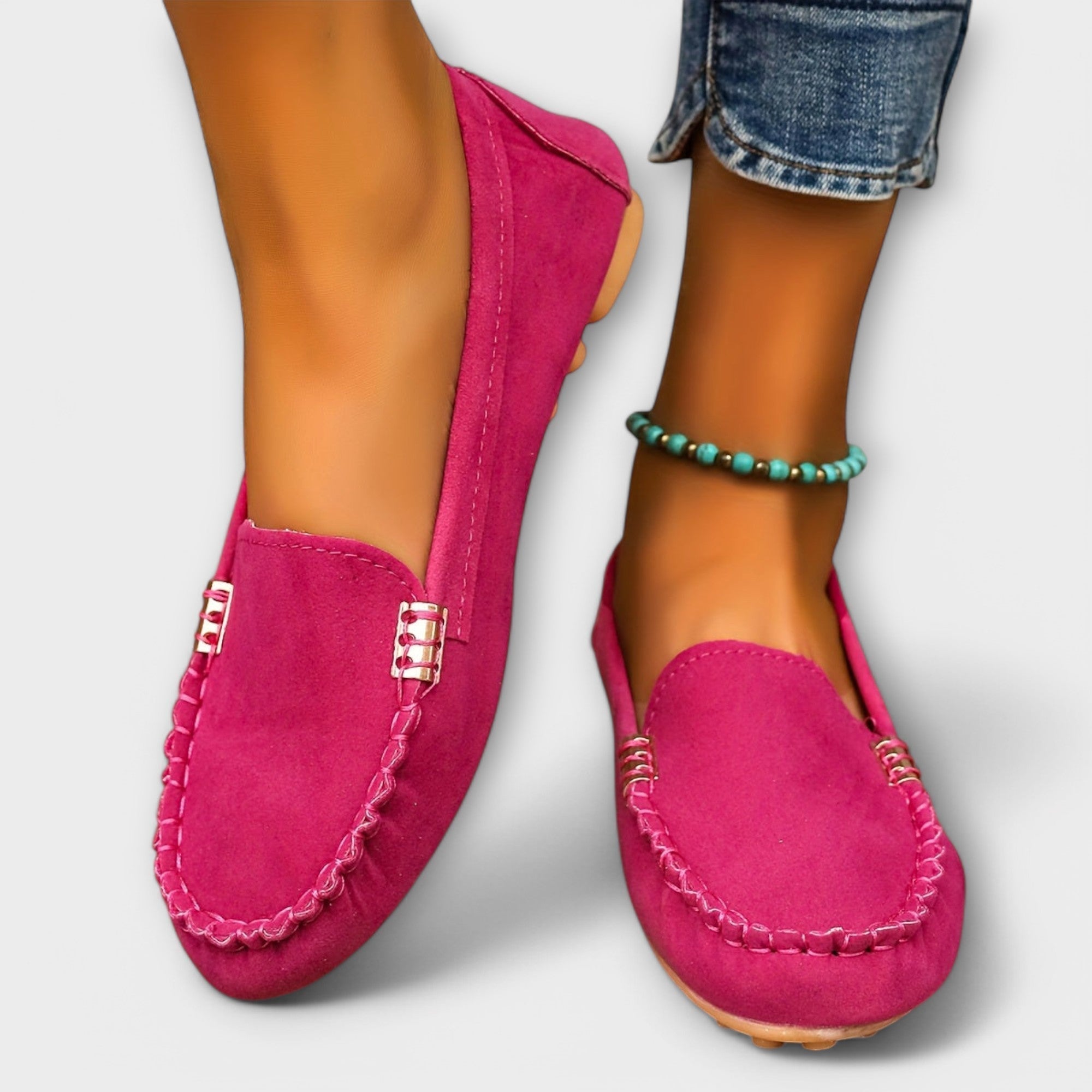 Elviera – Comfortable Moccasins with Subtle Metal Accent