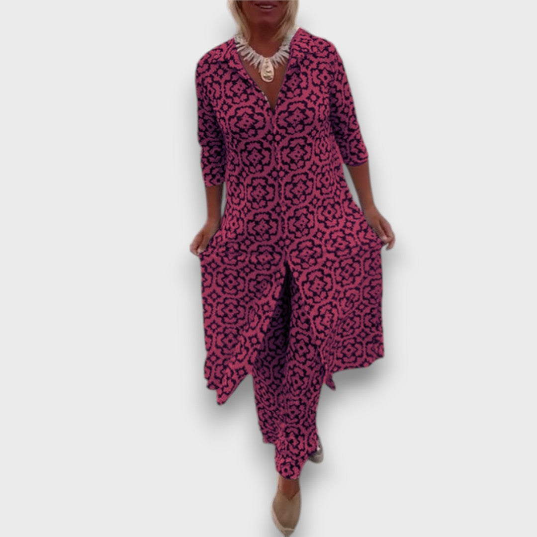 Novea – Two-Piece with Graphic Pattern