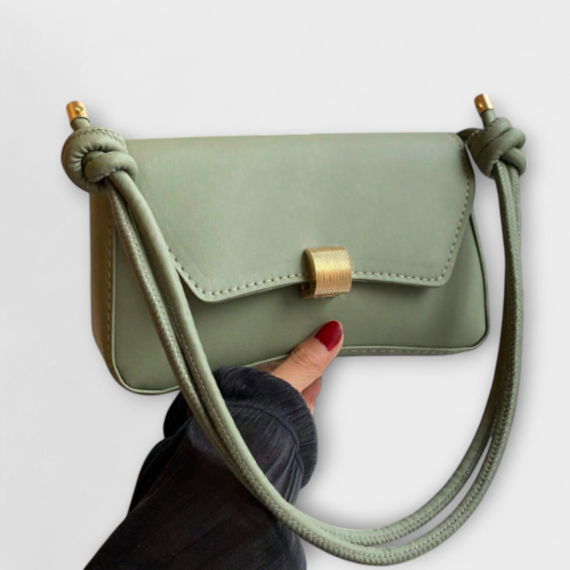 Ceravine – Shoulder Bag with Elegant Accent