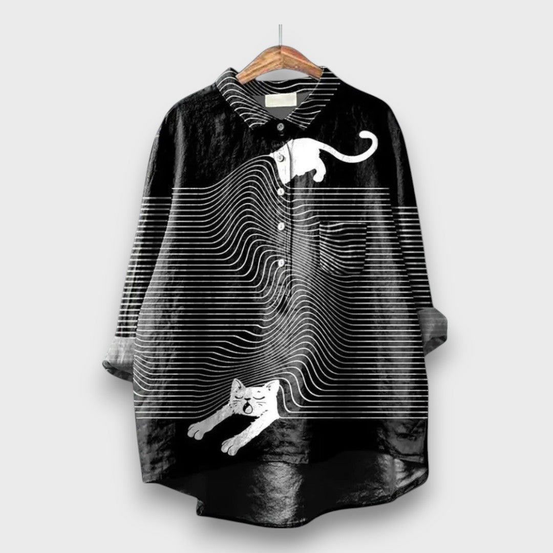 Lunora – Blouse with Playful Animal Print