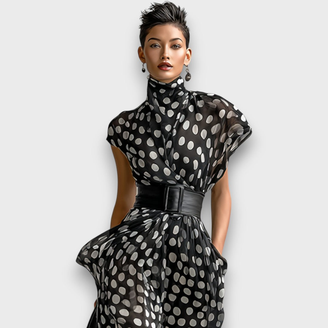 Selena – Maxi dress with polka dots