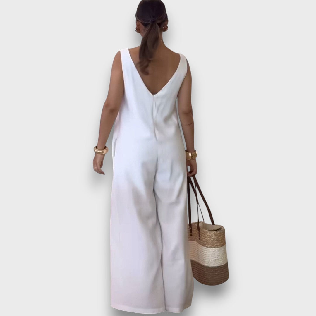 Aubrine – Flowing Jumpsuit with V-Neck
