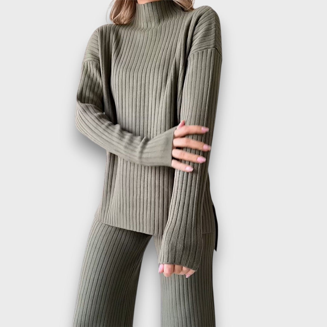 Sorina – Minimalist two-piece set