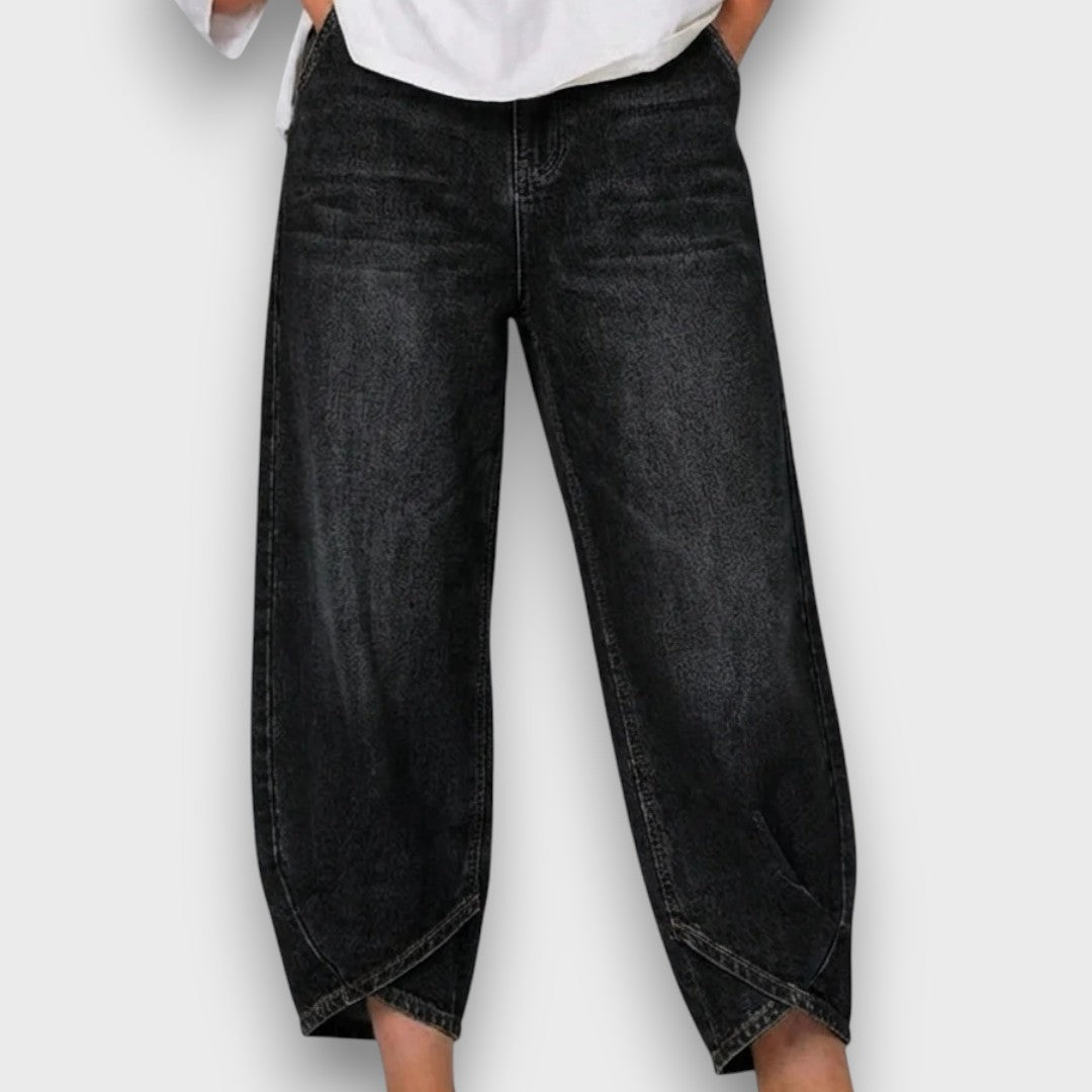 Lunara – Relaxed Cropped Denim Pants