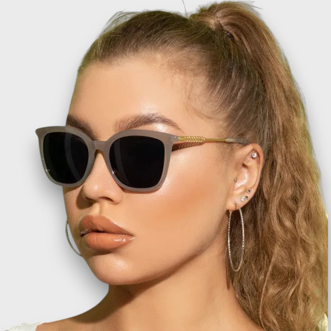 Savanuhh – Retro Oversized Sunglasses