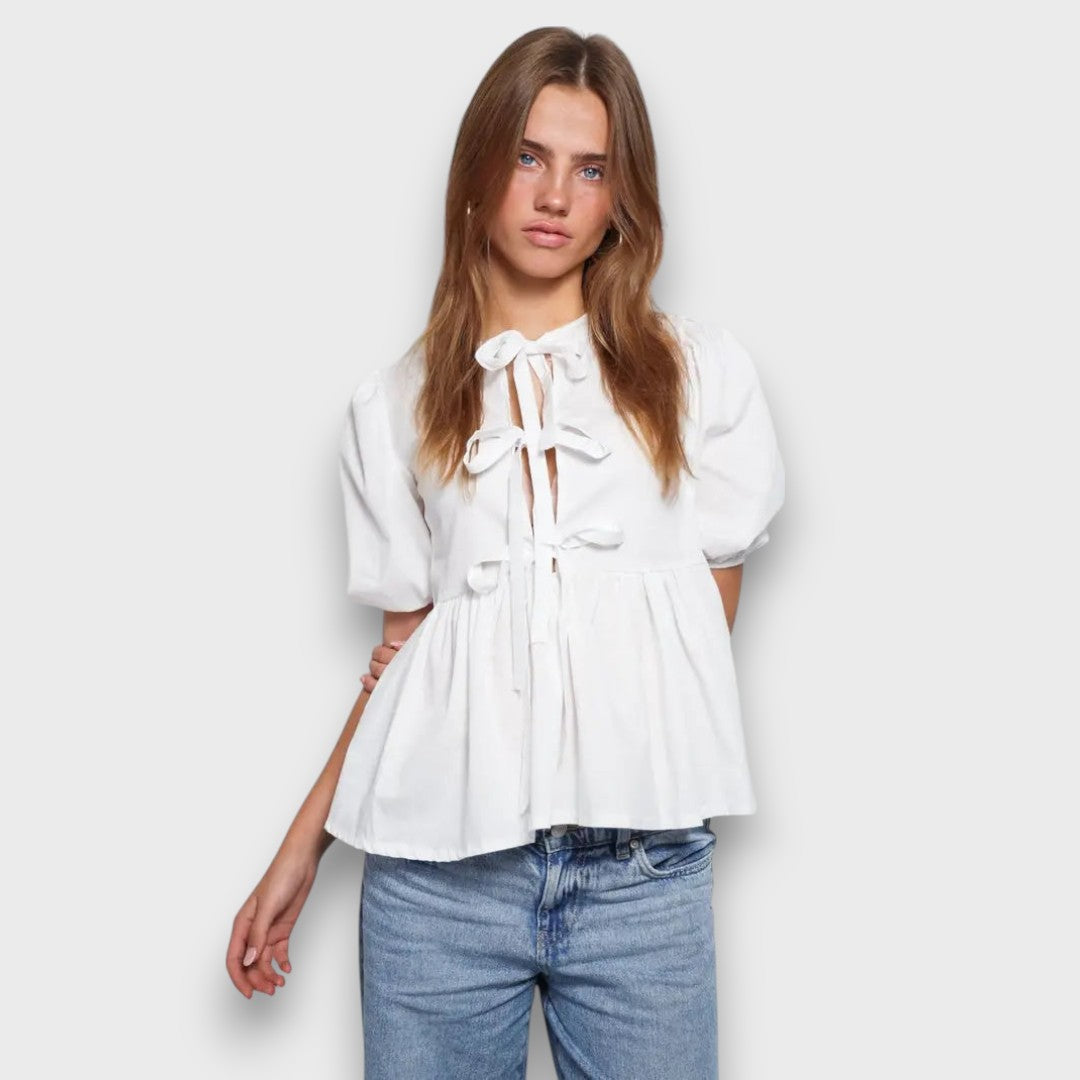Solene – Blouse with tying details and light A-line