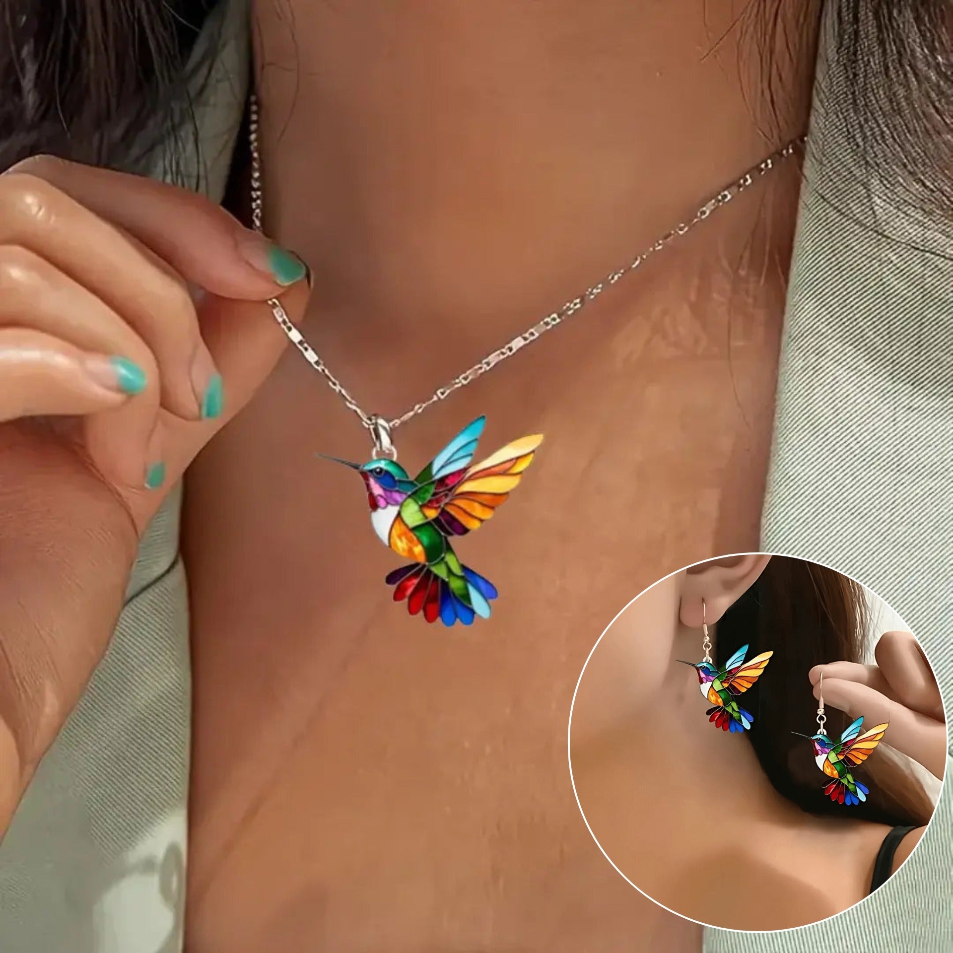 Lioran – Hummingbird Pendant Necklace with Joyful Spark