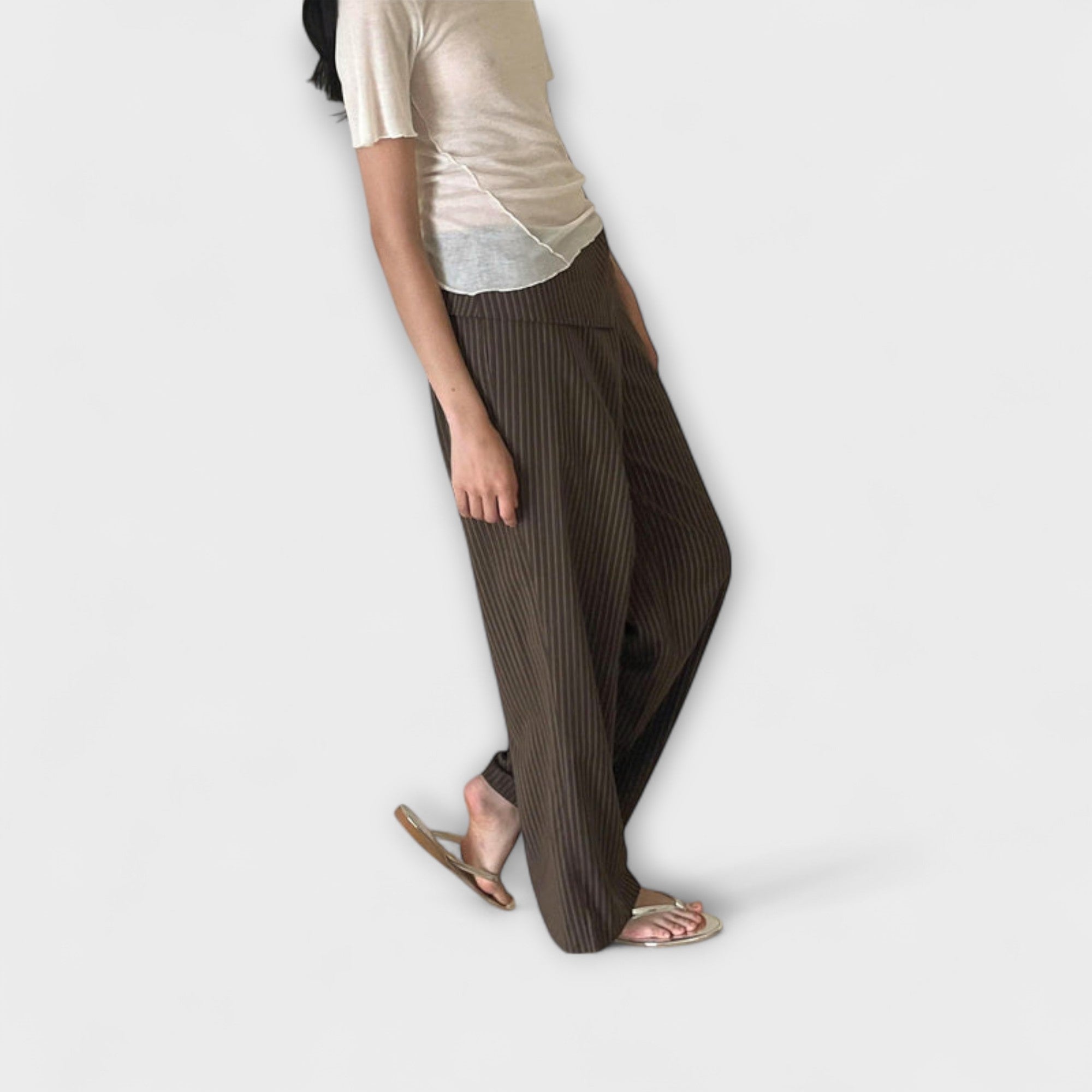 Noémi – Pleated Pants