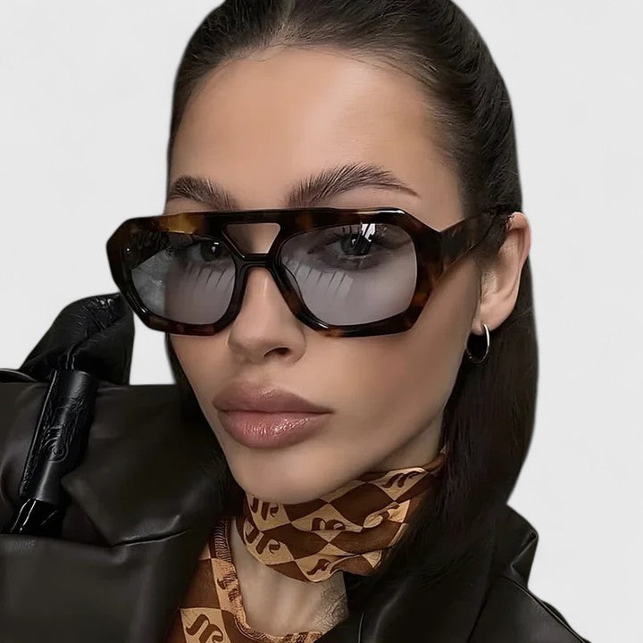 Zhaylinn – Leopard Double-Bridge Sunglasses