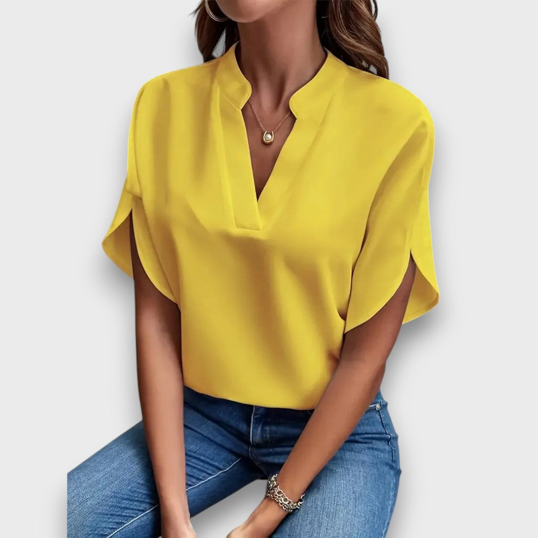 Elviona – Blouse with V-Neck and Flowing Shape