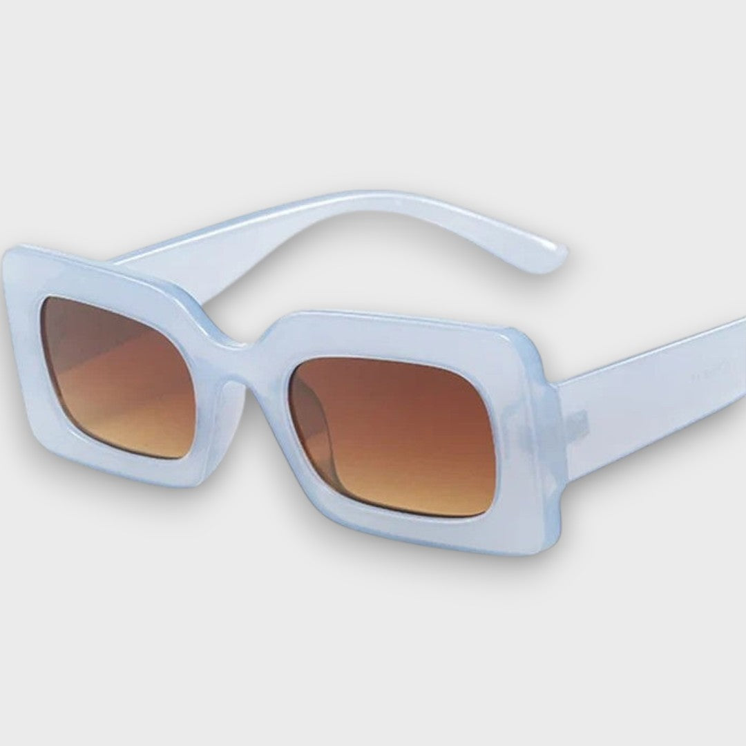 Elyanna – Bold Leopard Sunglasses