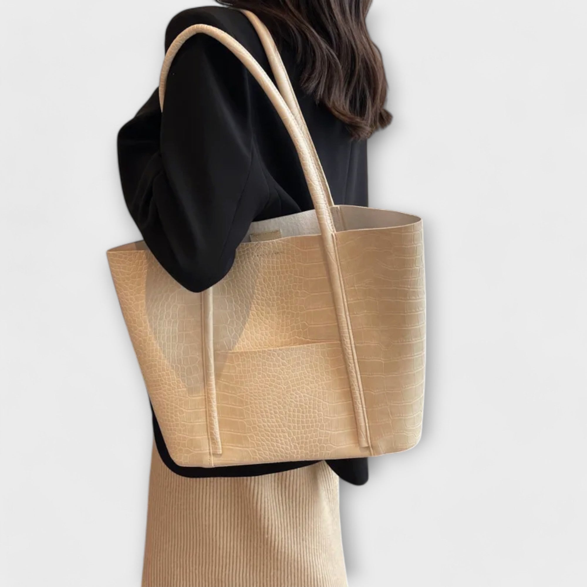 Serelina – Elegant Shoulder Bag with Structure