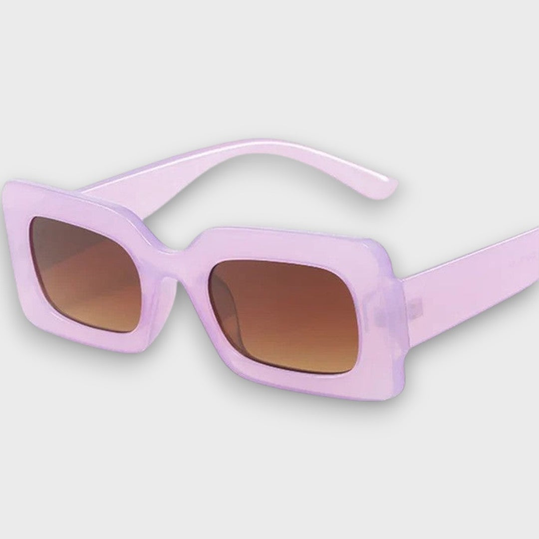 Elyanna – Bold Leopard Sunglasses