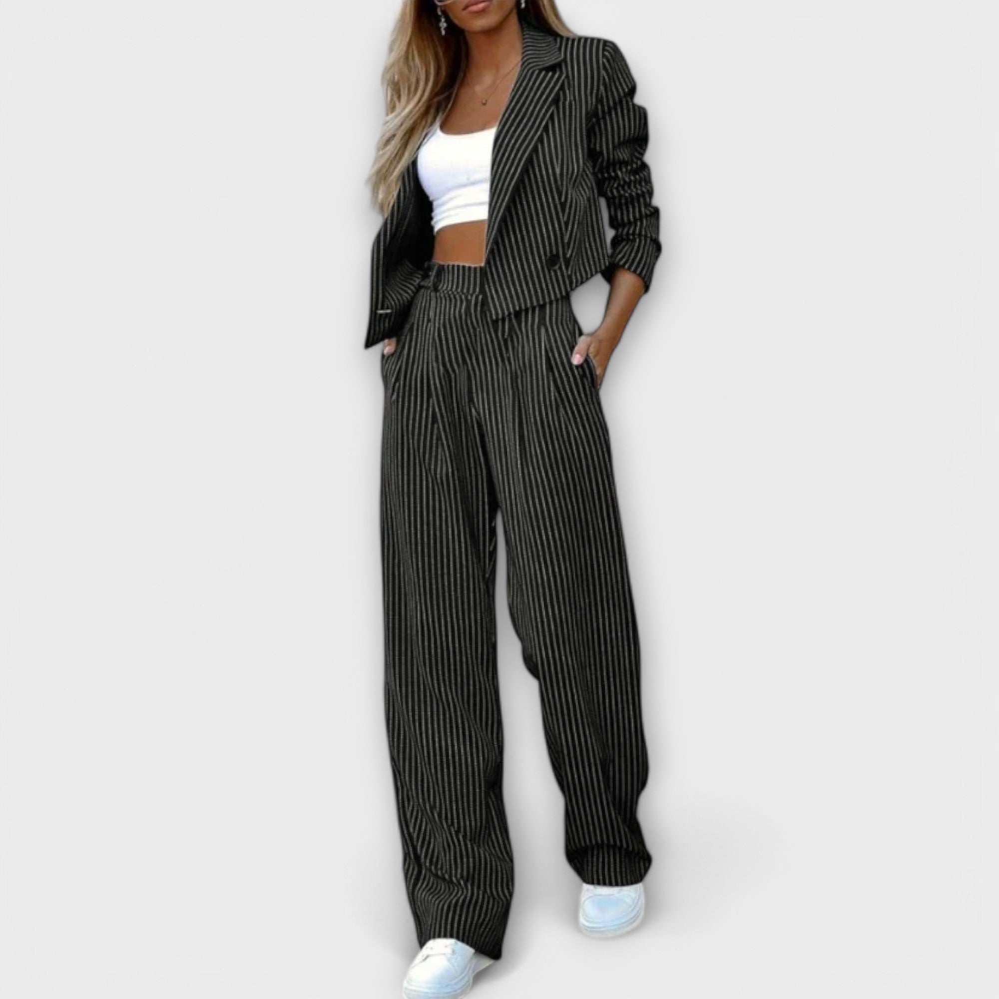 Ernora – Two-Piece Set with Blazer and Striped Pattern