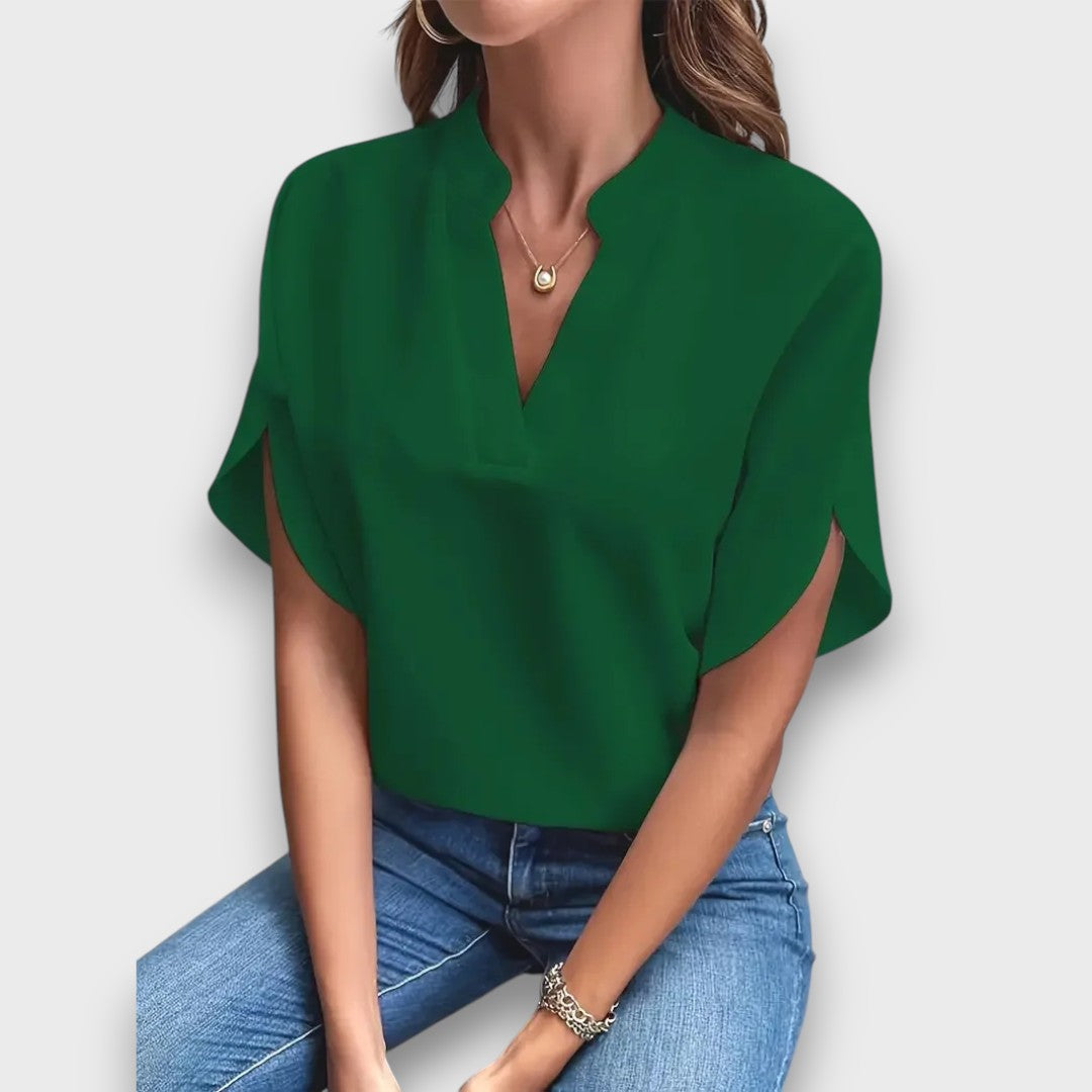 Elviona – Blouse with V-Neck and Flowing Shape