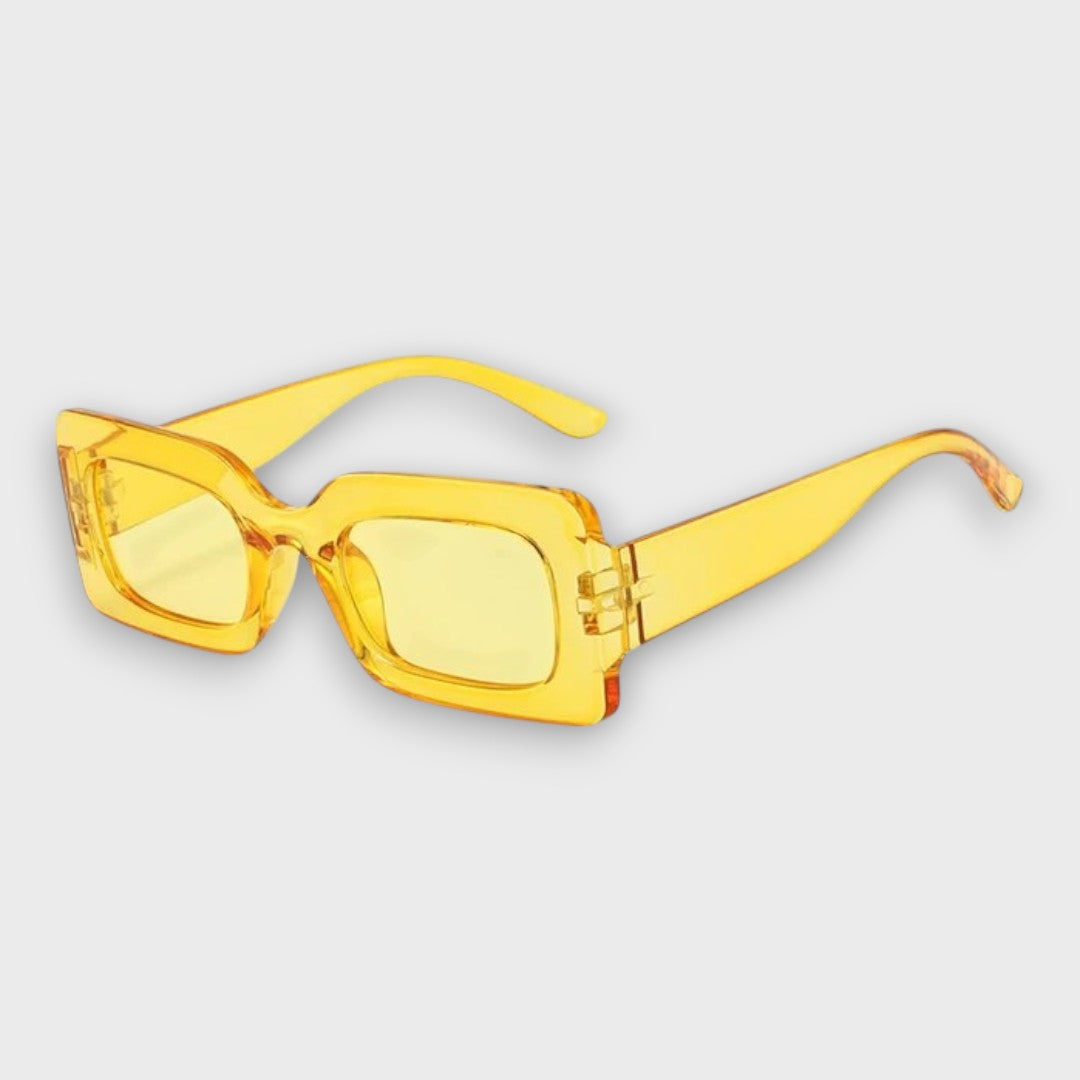 Elyanna – Bold Leopard Sunglasses