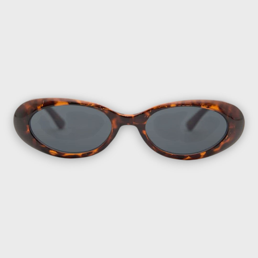 Kaelani – Elegant Oval Sunglasses