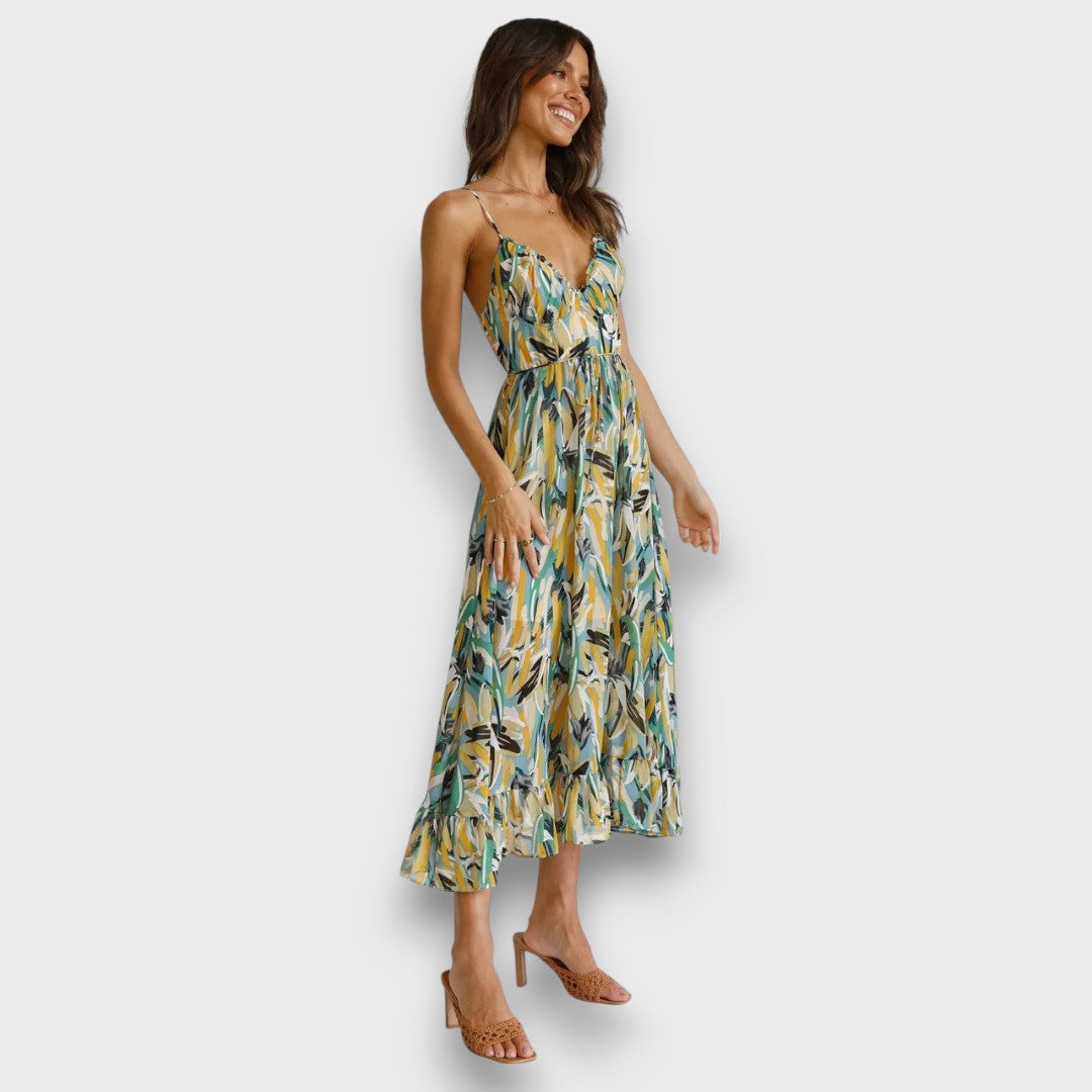 Solianne – Airy Strap Dress with Color Play