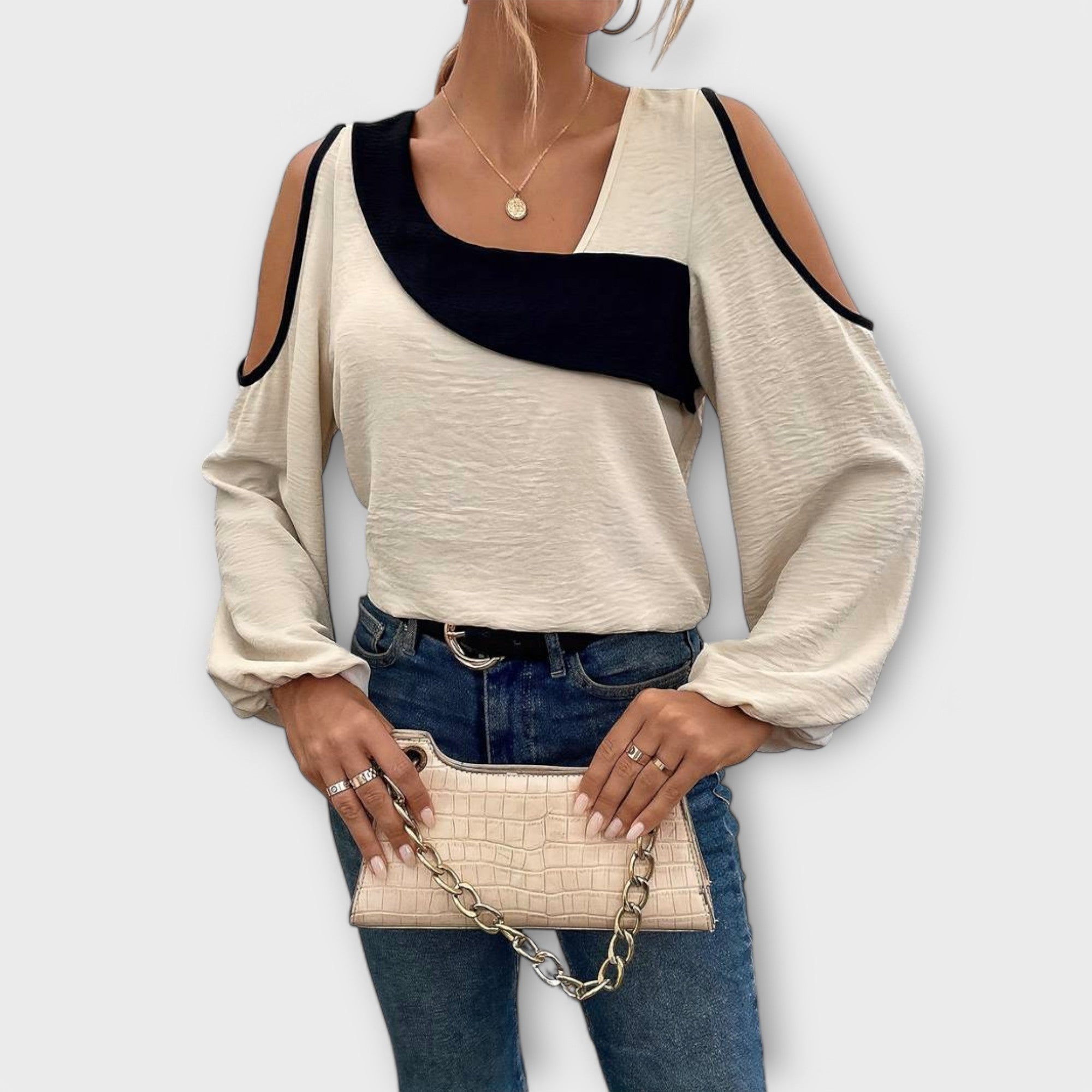 Nayela – Blouse with Square Neckline