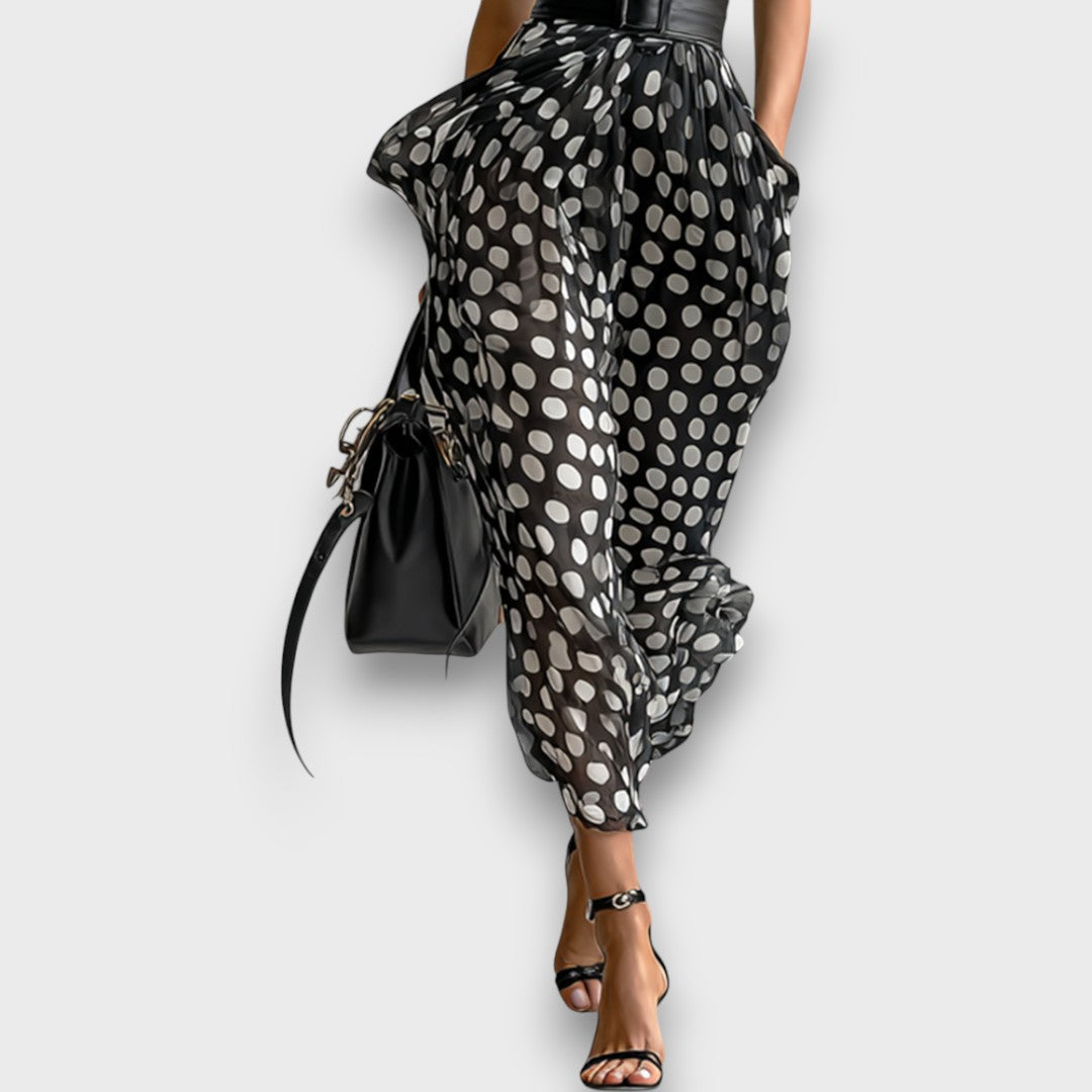 Selena – Maxi dress with polka dots