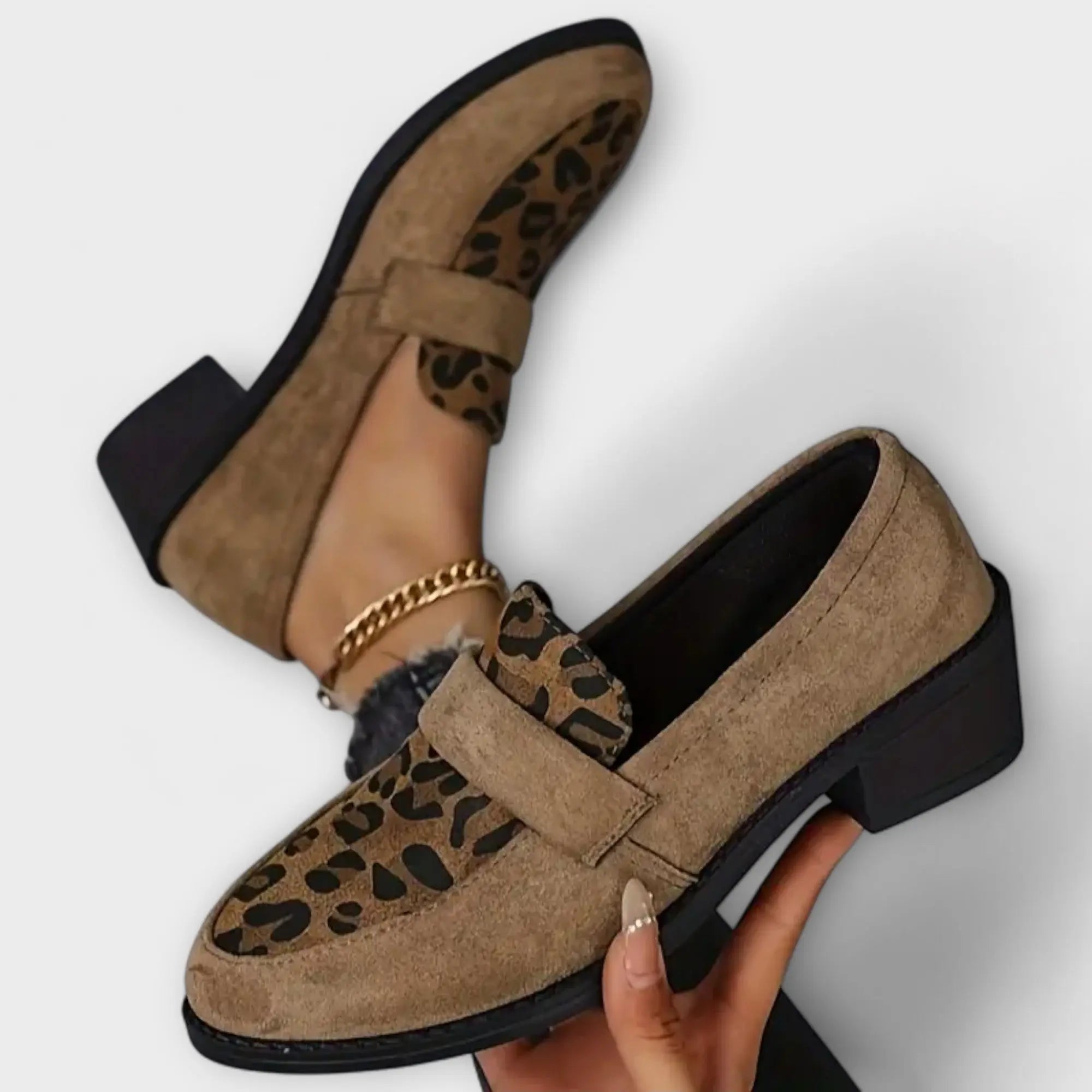 Karla – Shoes with Animal Print