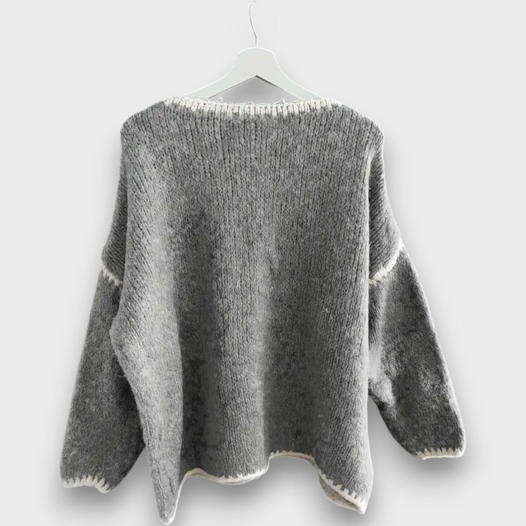 Mirellan– Cozy Contrast Knit Sweater