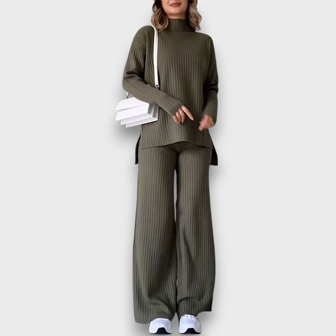 Sorina – Minimalist two-piece set