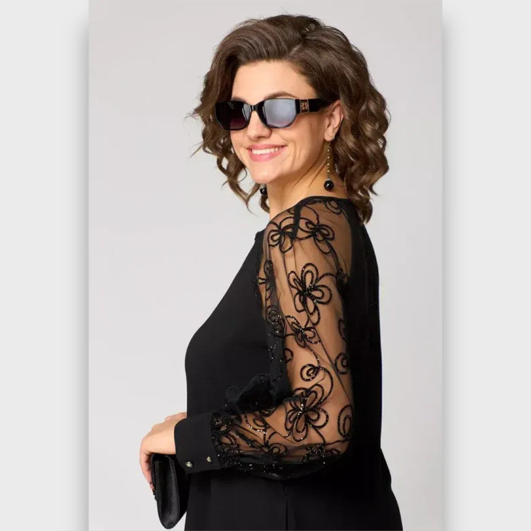 Lidielle – Classic Dress with Lace Sleeves