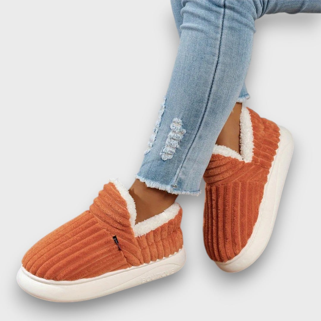 Cozyline – Plush Indoor-Outdoor Slippers