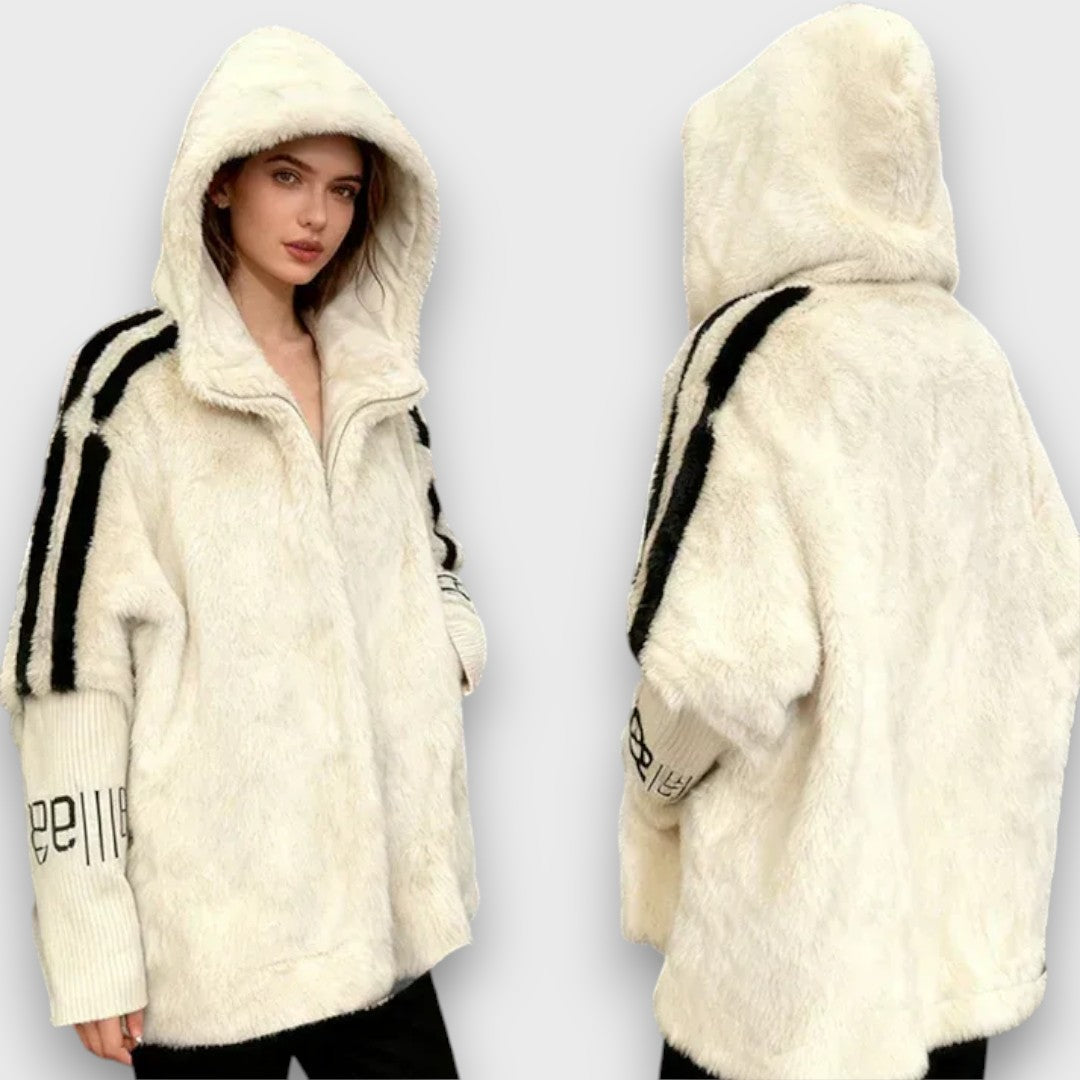 Ainoa – Cozy Zip-Up Hooded Jacket