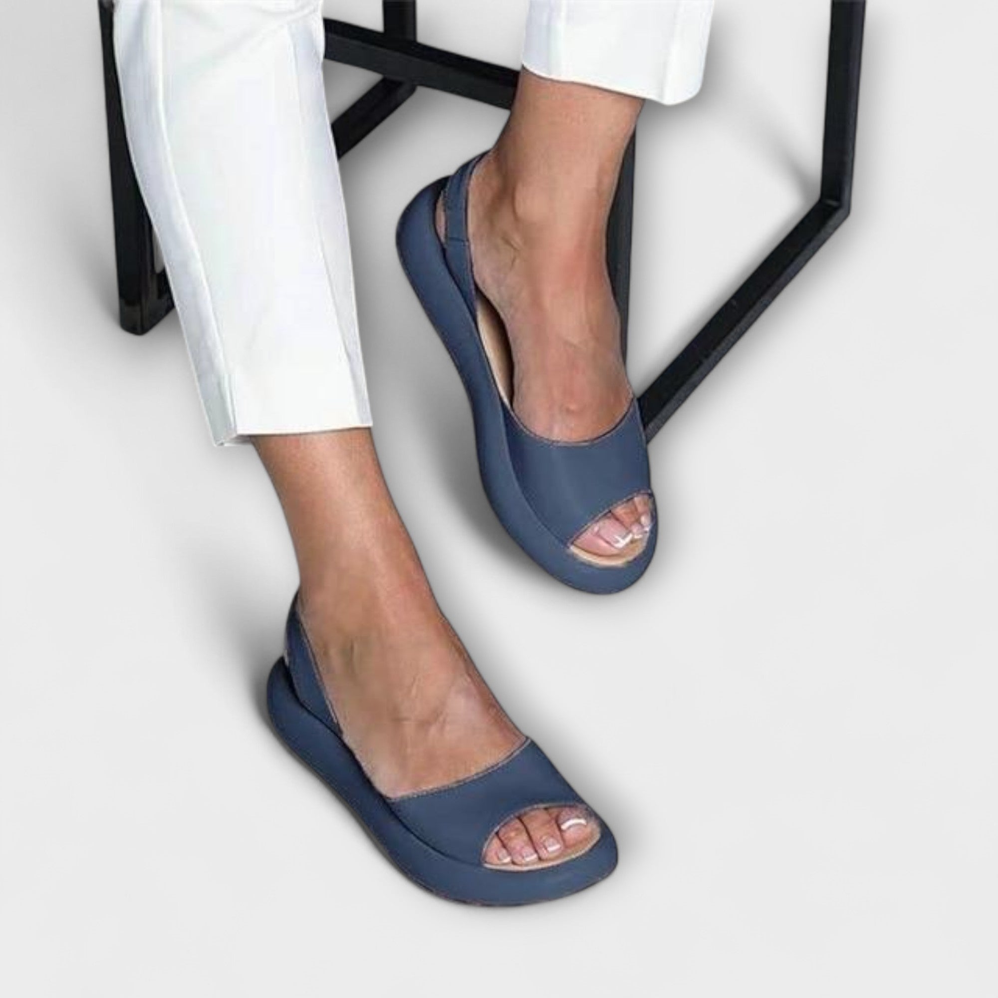 Eloena – Orthopedic Sandals with Supportive Lightness