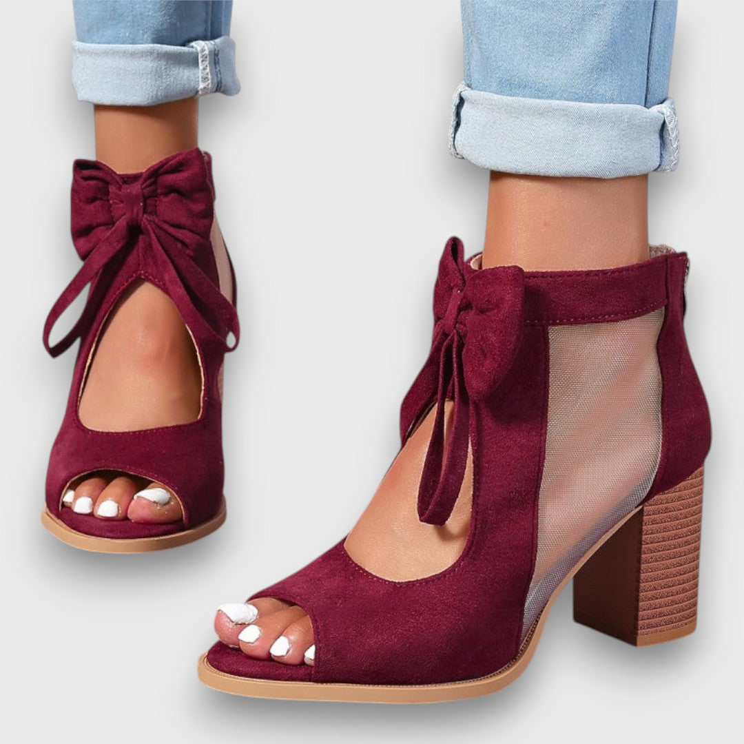 Alviera – Elegant Sandals with Bow and Block Heel