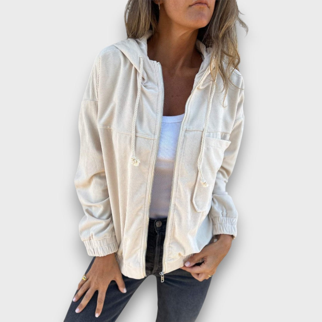 Danna – Relaxed jacket with hood and retro charm
