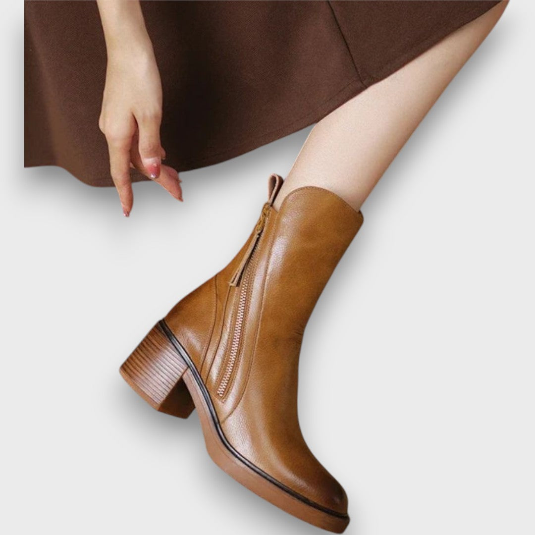 Gavira – Ankle Boots with Heel