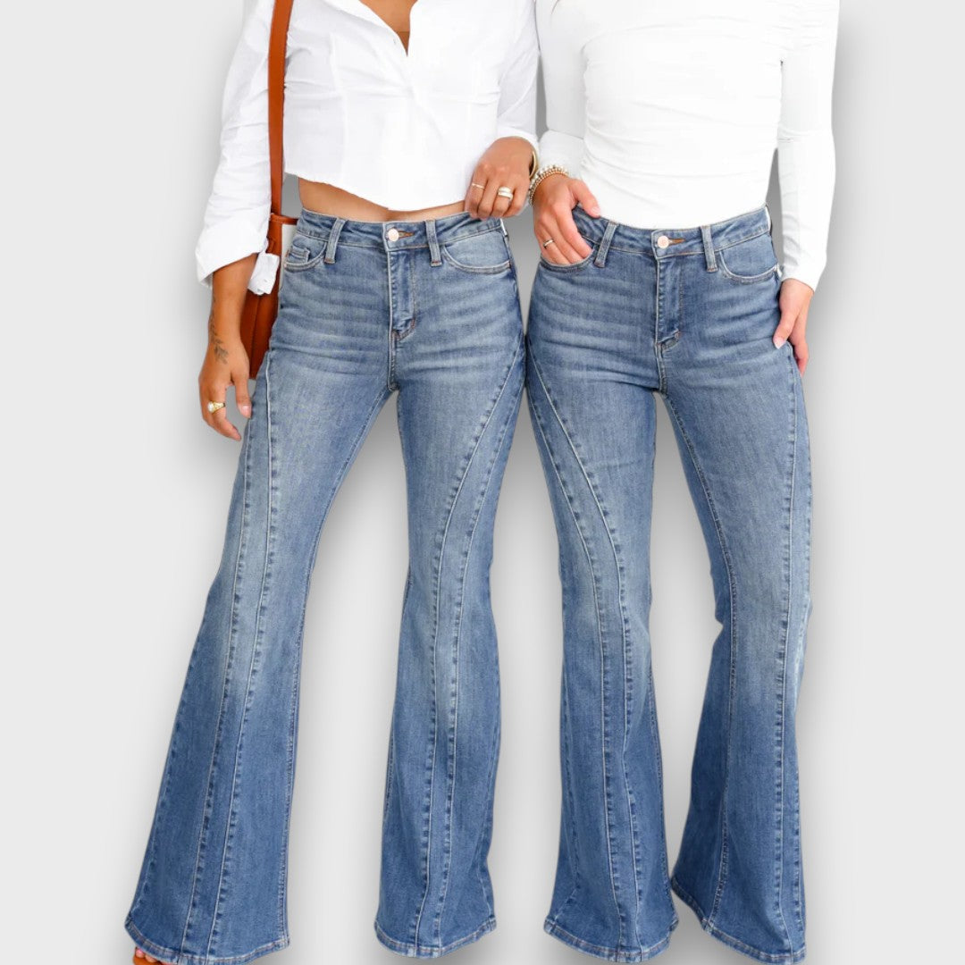 Marvielle – Mid-rise flared jeans