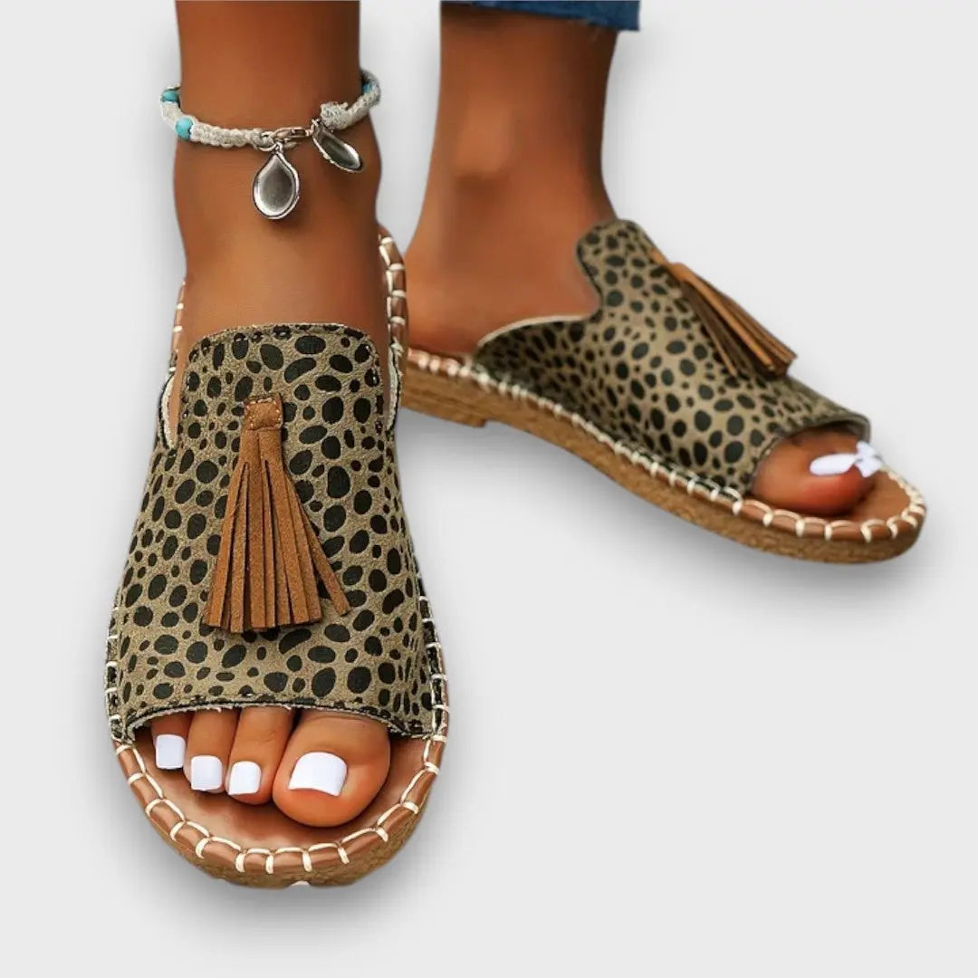 Lorraine – Comfortable Everyday Sandals with Ease