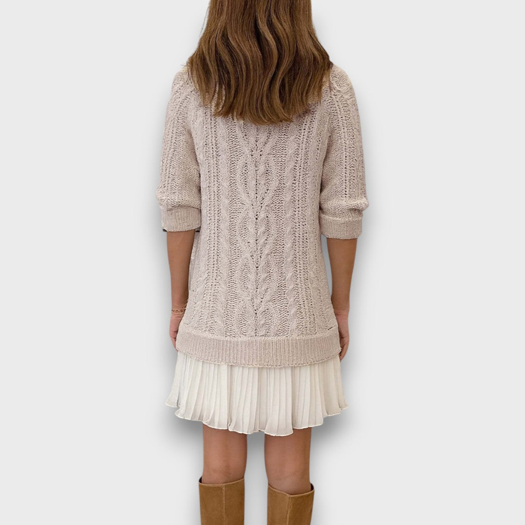 Clarisse – Knit Dress with pleated hem
