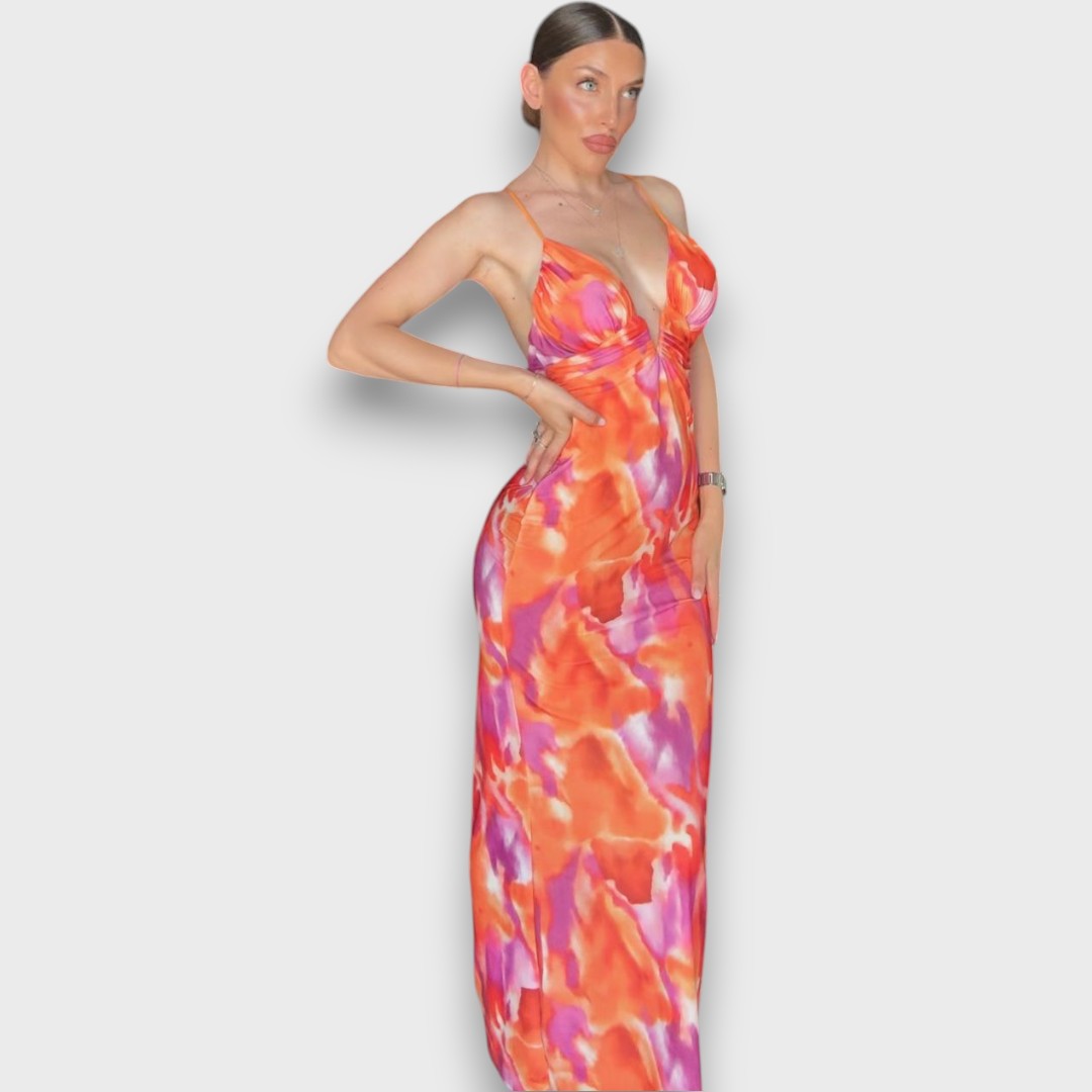 Ravena – Figure-hugging Summer Dress with Spaghetti Straps