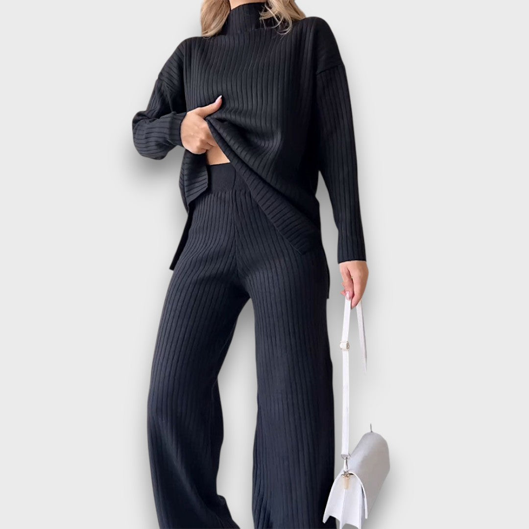 Sorina – Minimalist two-piece set