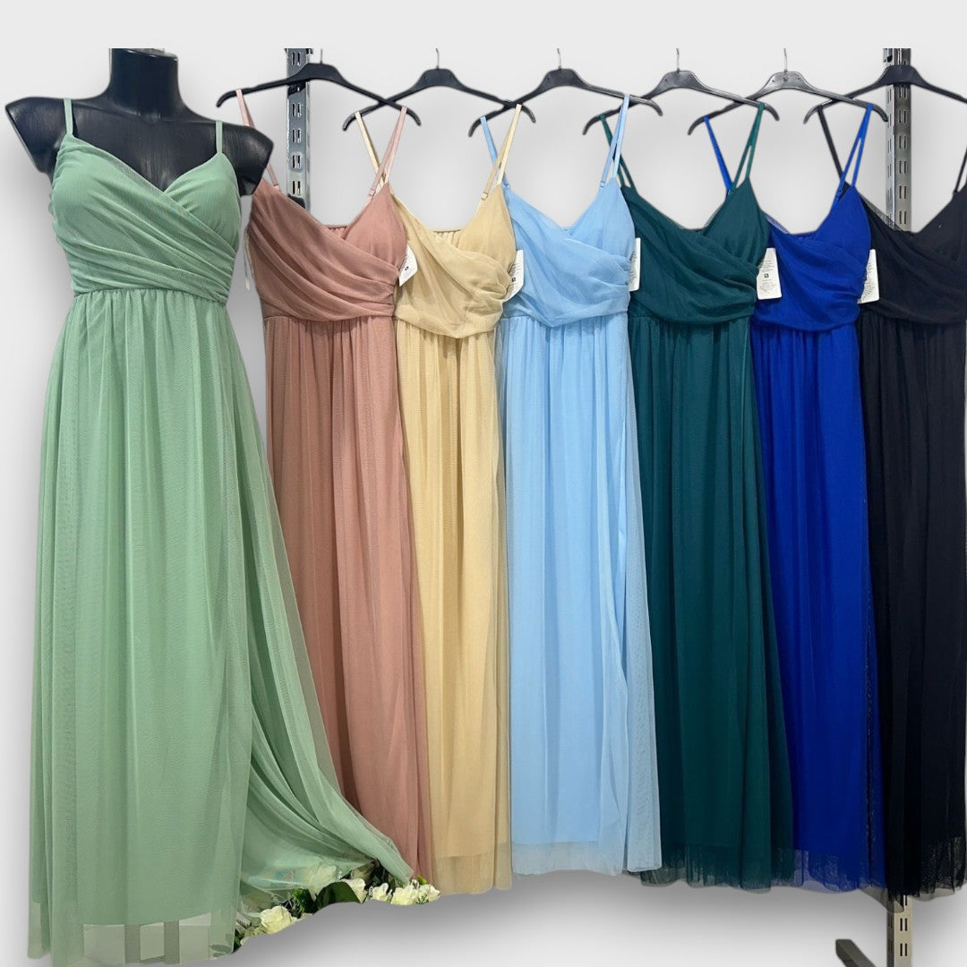 Nausica – Flowing Dress with Slit and Spaghetti Straps