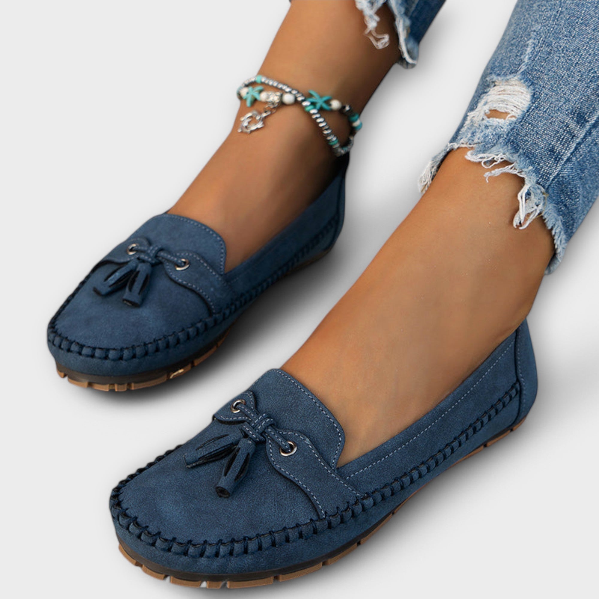 Emelie – Classic Moccasins in Modern City Style