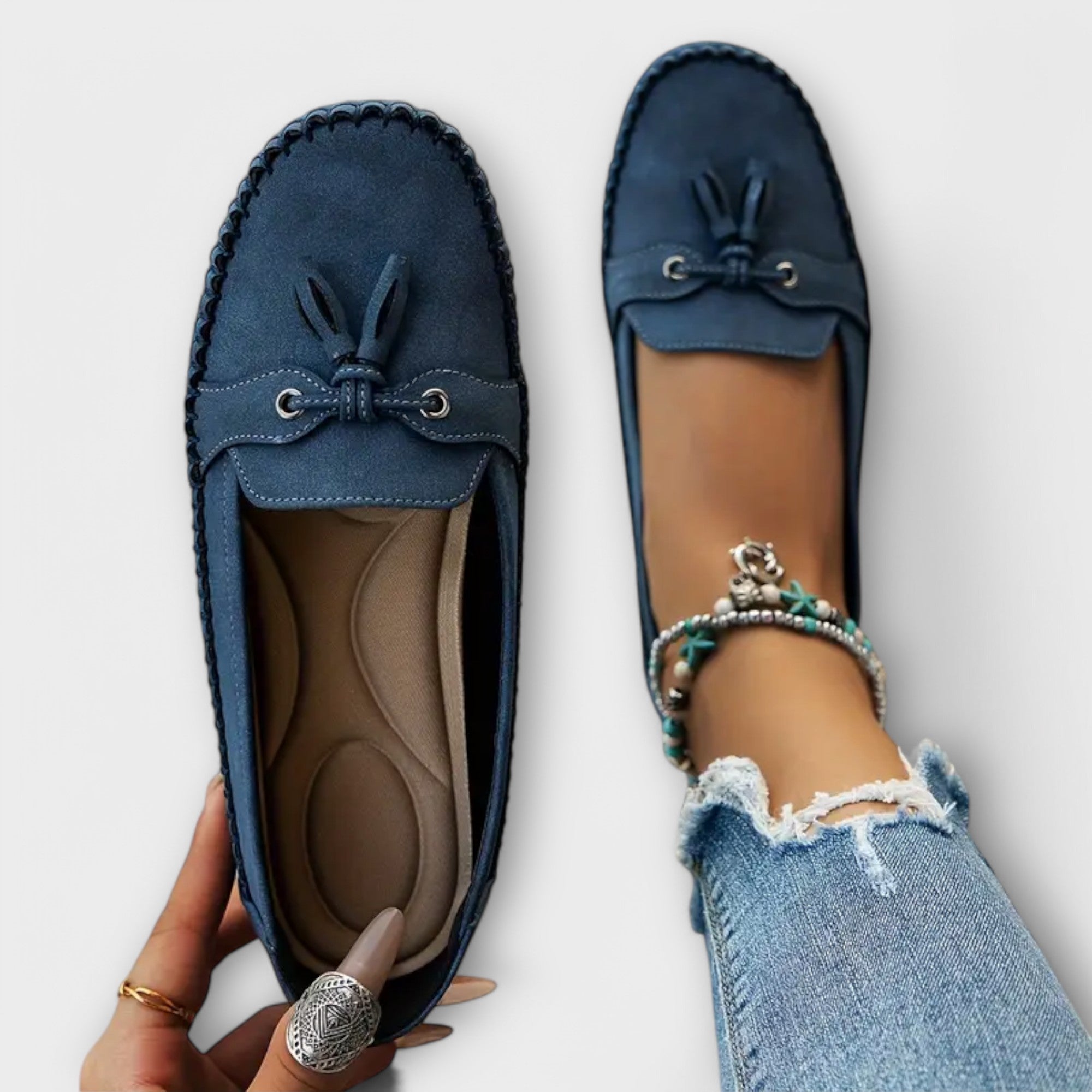 Emelie – Classic Moccasins in Modern City Style