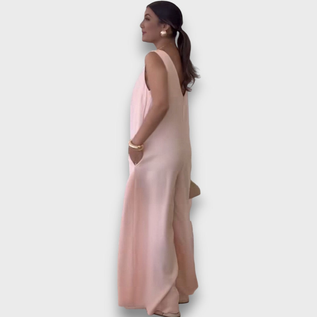 Aubrine – Flowing Jumpsuit with V-Neck