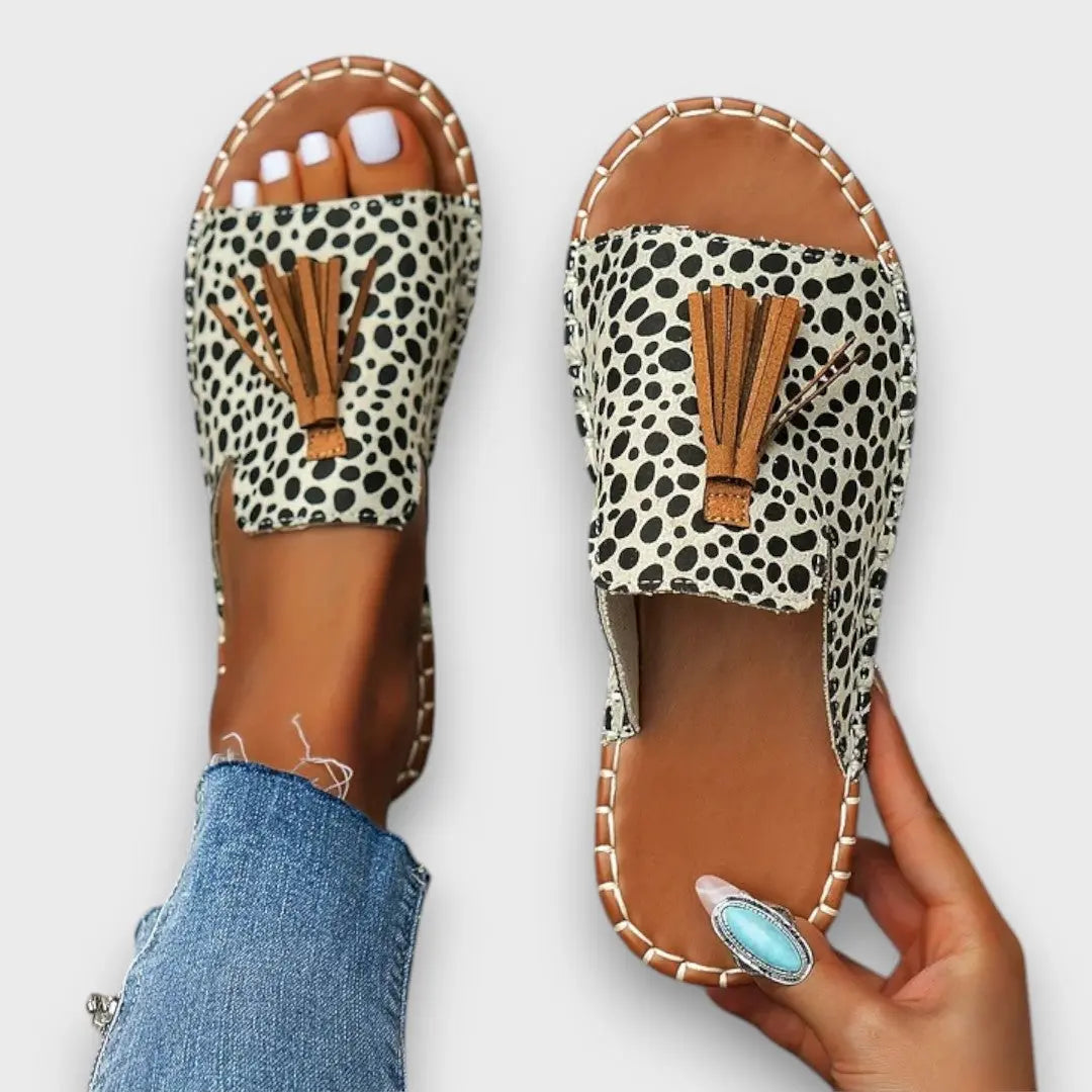 Lorraine – Comfortable Everyday Sandals with Ease